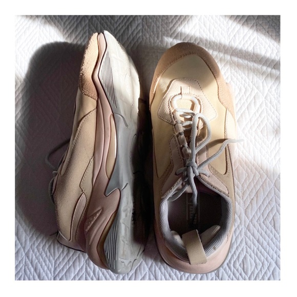 PUMA ® chunky sneakers - Picture 2 of 5